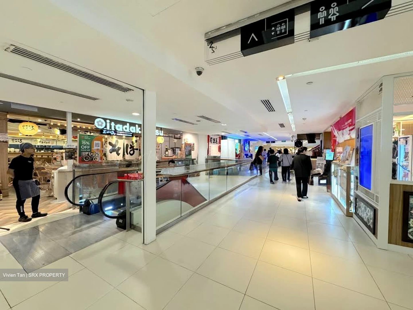 100 Am (D2), Retail #596235911